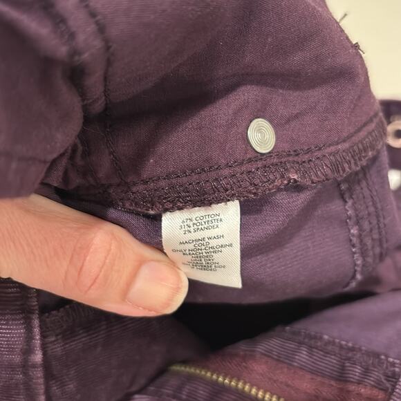 🔥🔥FIRE SALE🔥🔥 LOFT burgundy cords, size 8 curvy bootcut - Picture 4 of 5